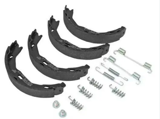 BRAKE LINING KIT REAR  W204